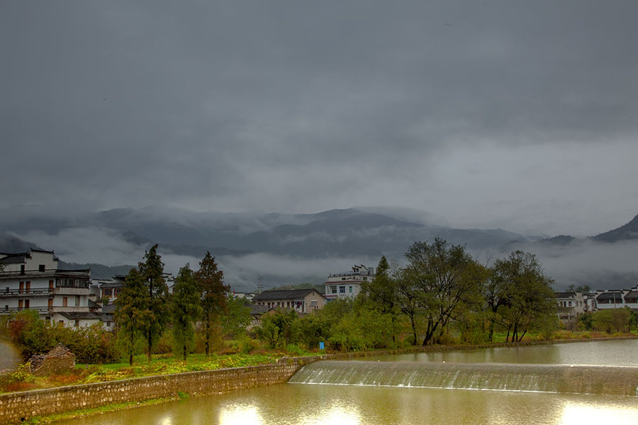 秋  雨